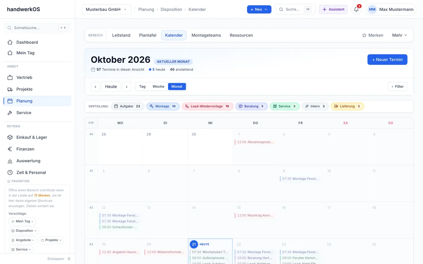 Kalender mit Konflikten und freien Slots